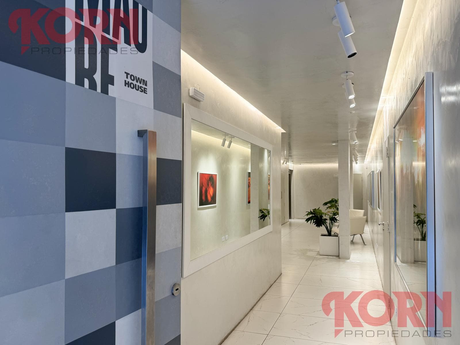 Town House Maure