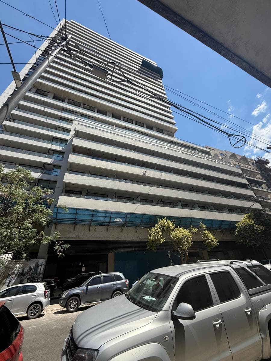 Franklin Roosevelt al 3100, entre Av. Dr. R. Balbín y Zapiola