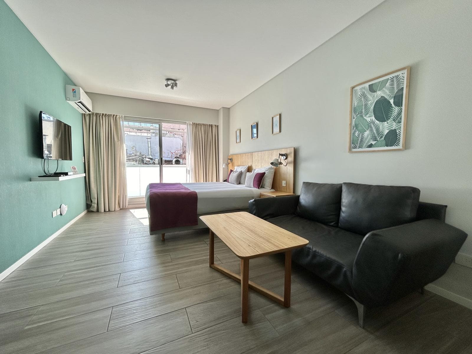 Lavalle 3086 2º C