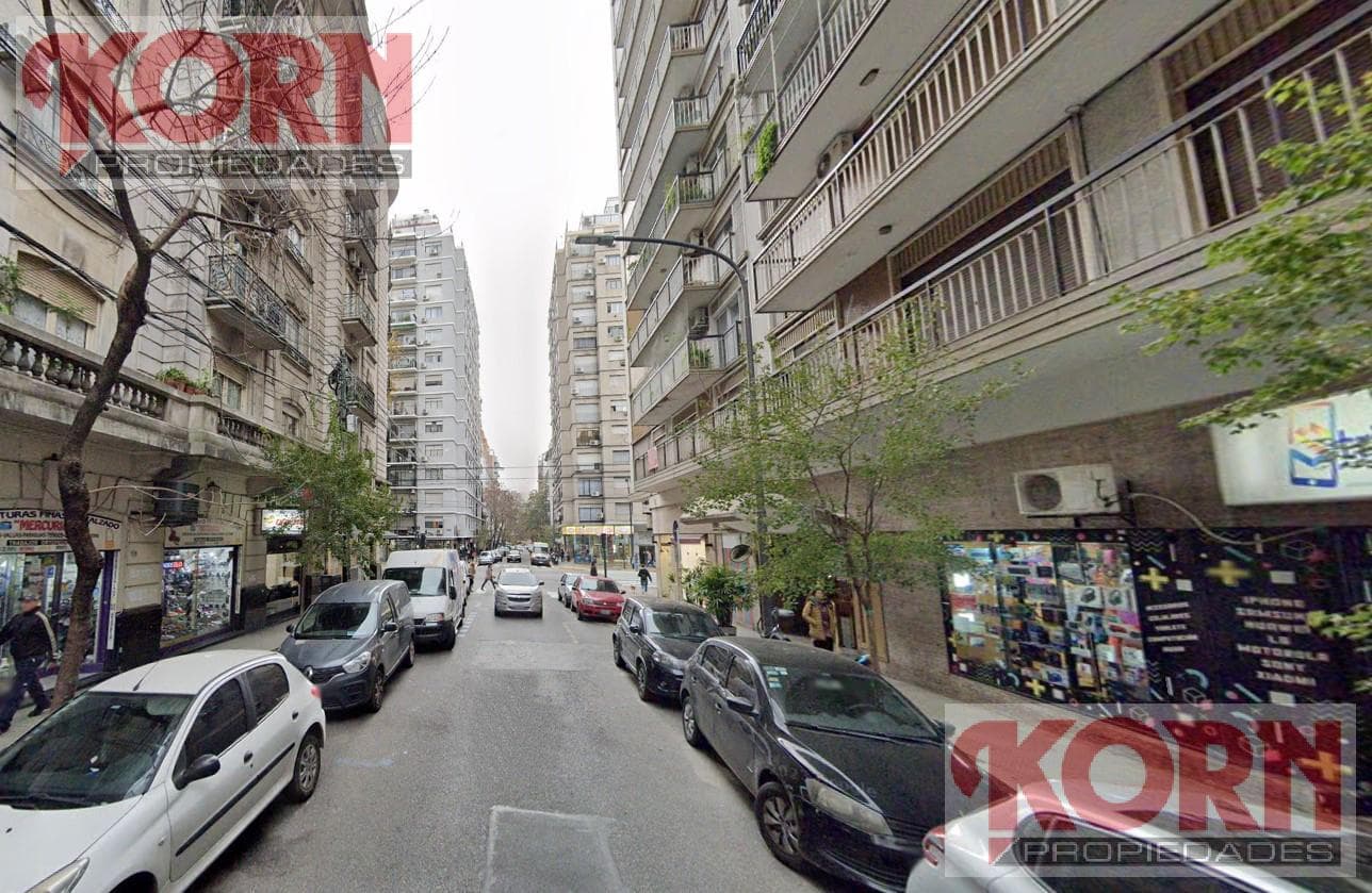 Laprida al 1300, entre Av. Santa Fe y Charcas
